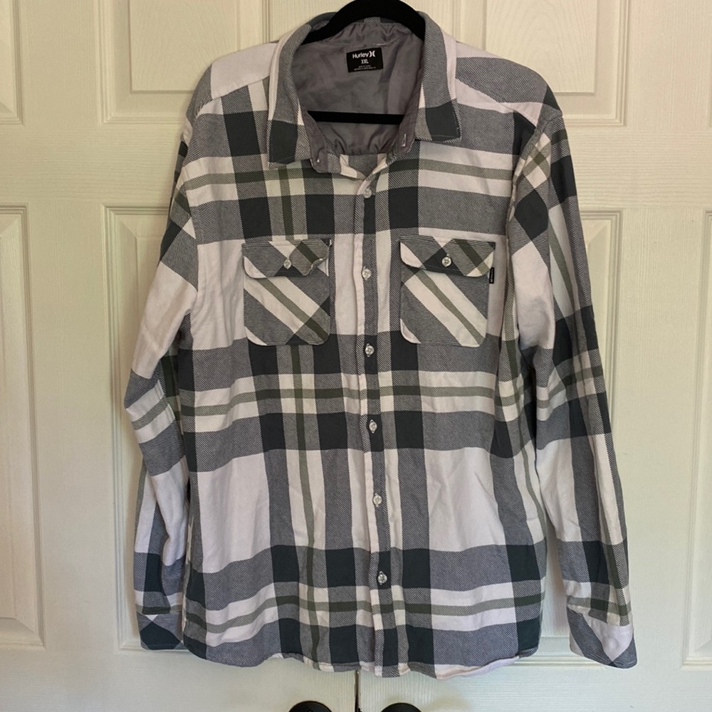 Hurley men’s XXL long sleeve button down plaid shirt.